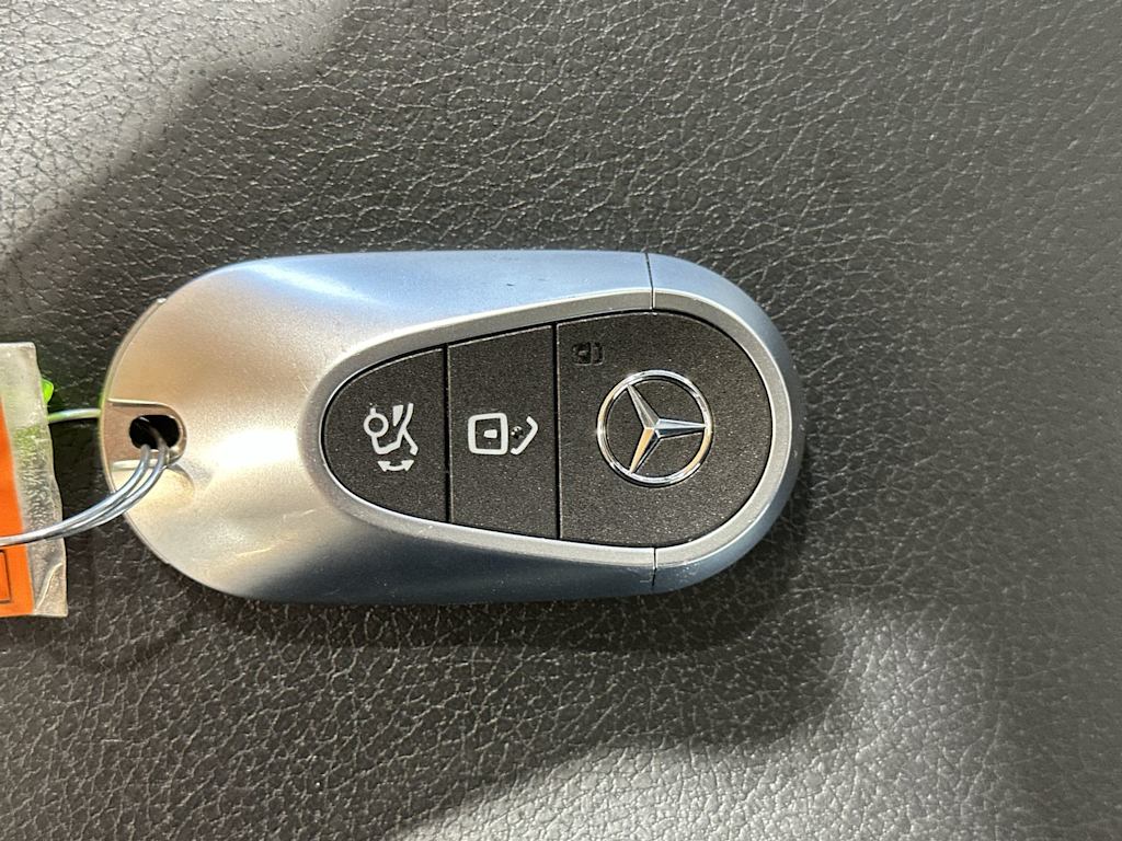 Thumbnail: 2026 Mercedes-Benz GLC - 18