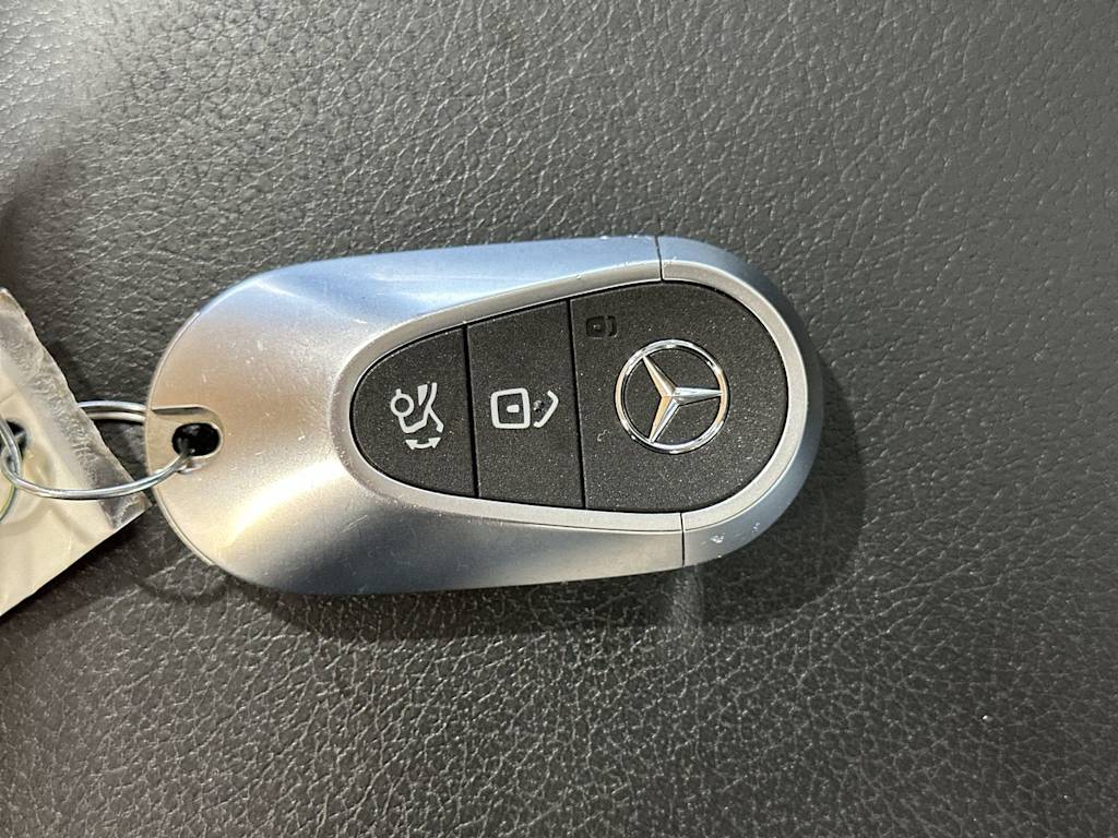 Thumbnail: 2026 Mercedes-Benz GLC - 17