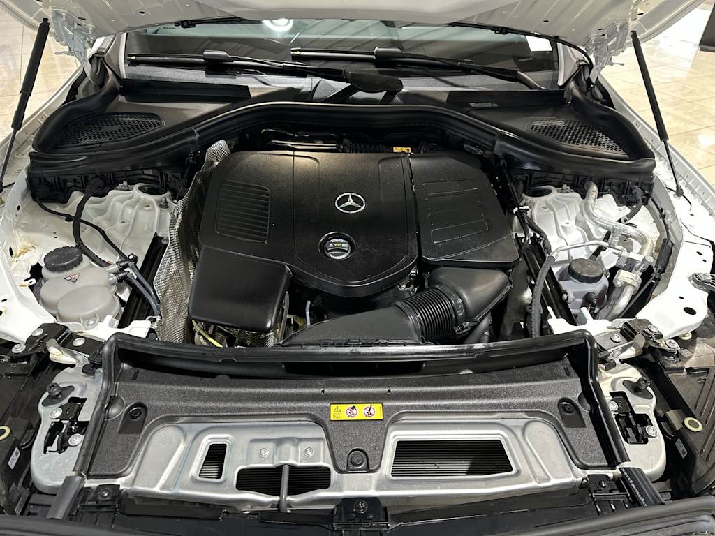 Thumbnail: 2026 Mercedes-Benz GLC - 9