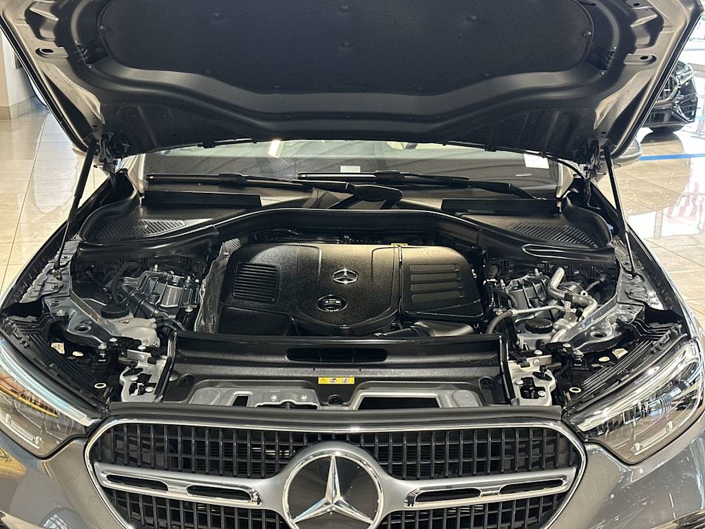 Thumbnail: 2023 Mercedes-Benz GLC - 9