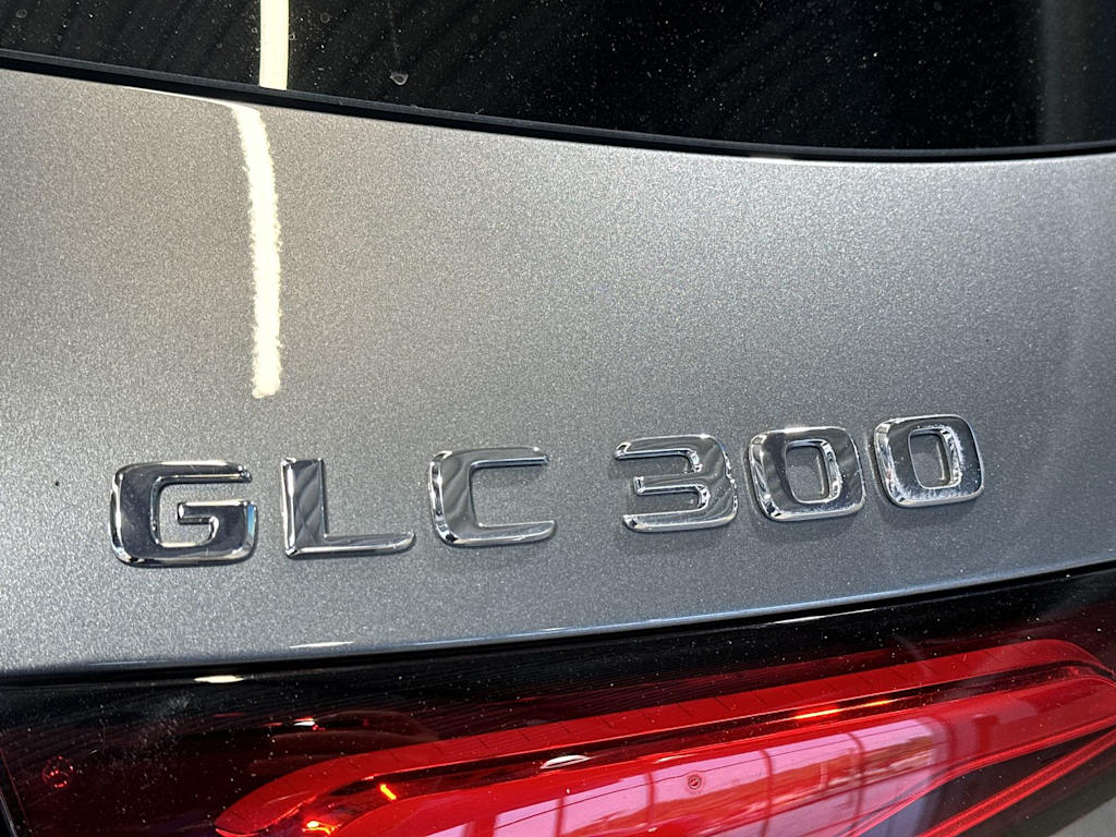 Thumbnail: 2023 Mercedes-Benz GLC - 7