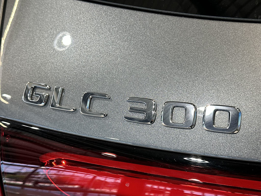 Thumbnail: 2023 Mercedes-Benz GLC - 7