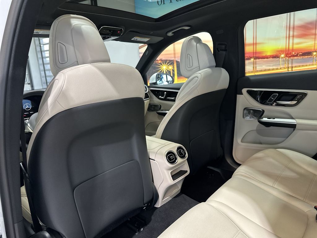 Thumbnail: 2026 Mercedes-Benz GLC - 13