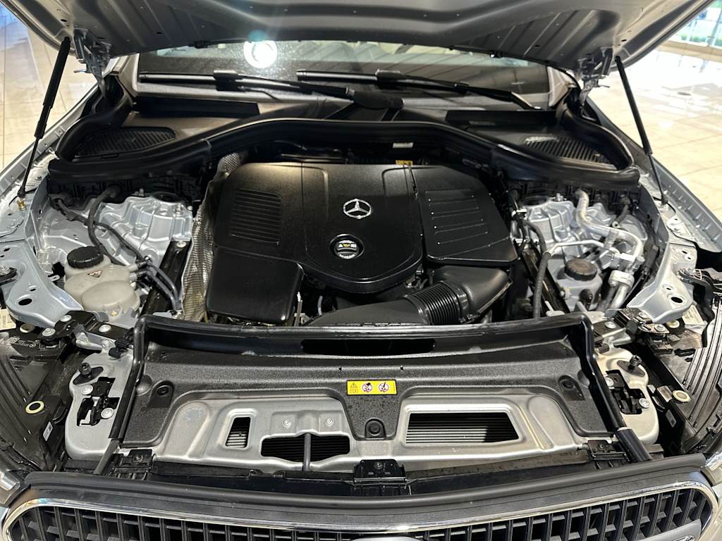 Thumbnail: 2026 Mercedes-Benz GLC - 9