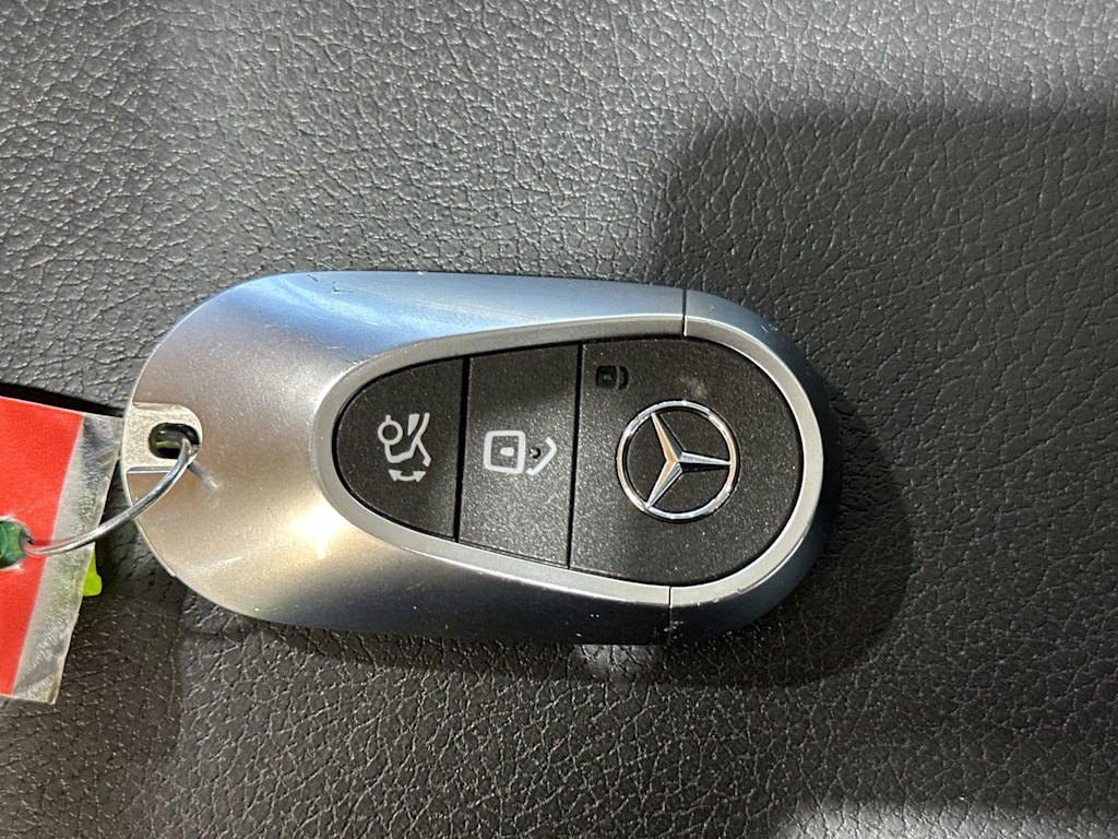 Thumbnail: 2026 Mercedes-Benz GLC - 17