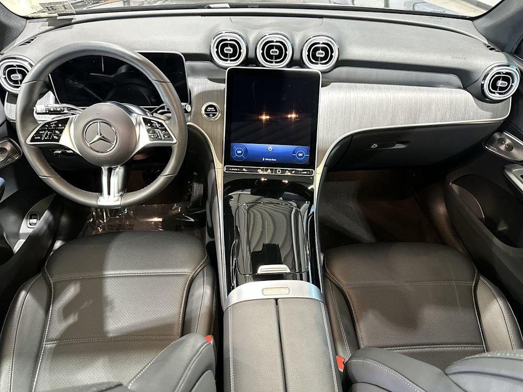 Thumbnail: 2026 Mercedes-Benz GLC - 10