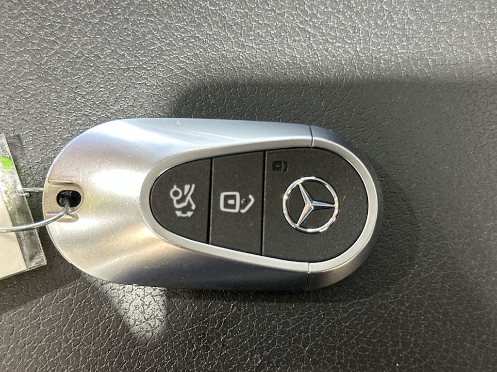 Thumbnail: 2026 Mercedes-Benz GLC - 17