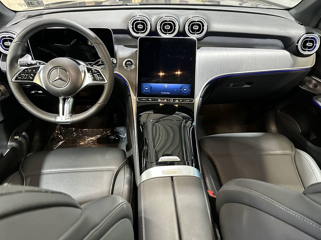Thumbnail: 2026 Mercedes-Benz GLC - 2