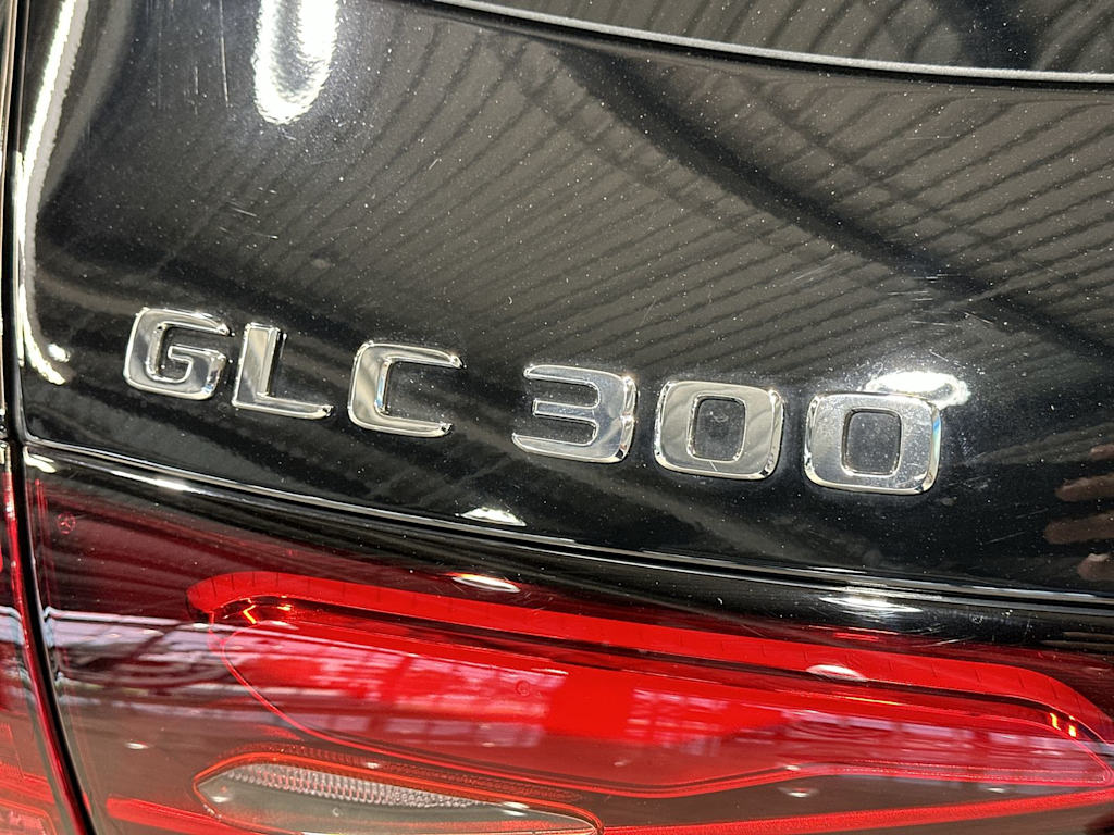 Thumbnail: 2026 Mercedes-Benz GLC - 29