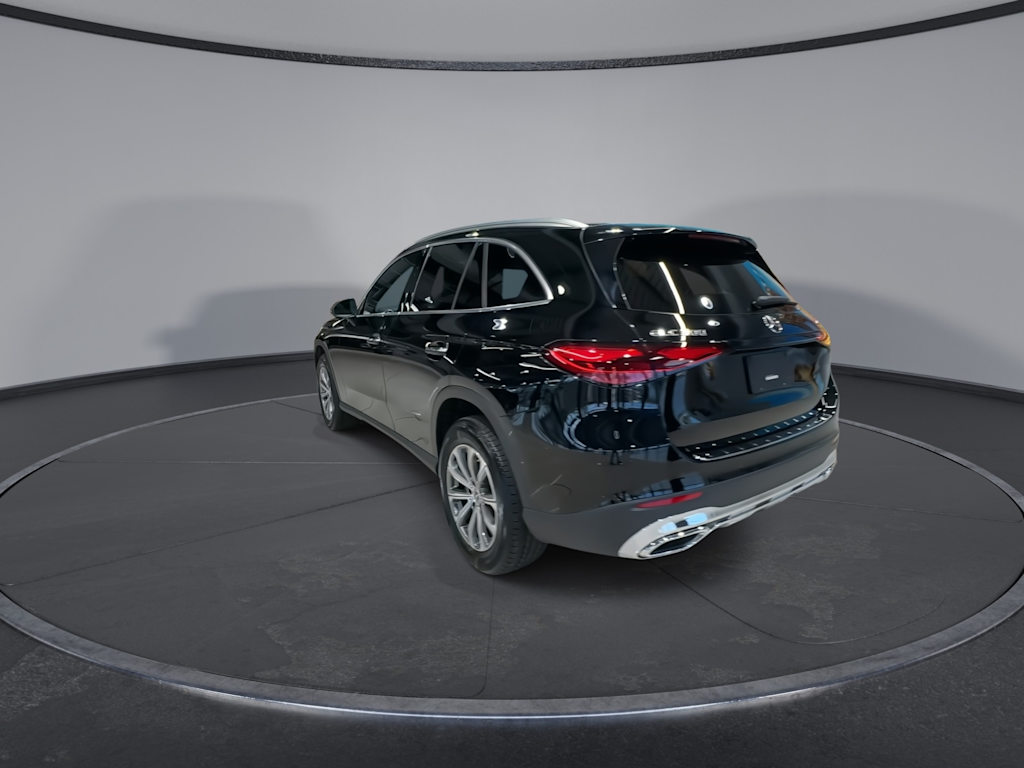 Thumbnail: 2026 Mercedes-Benz GLC - 7