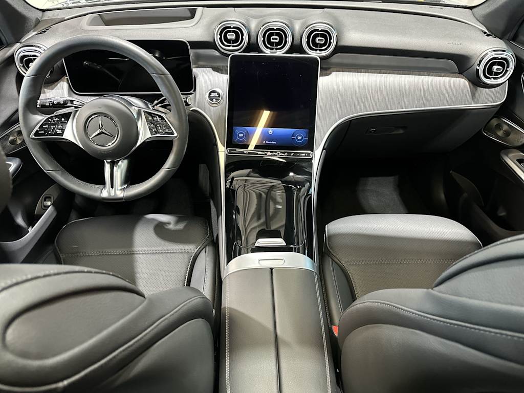 Thumbnail: 2026 Mercedes-Benz GLC - 2