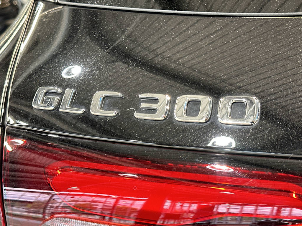 Thumbnail: 2026 Mercedes-Benz GLC - 30