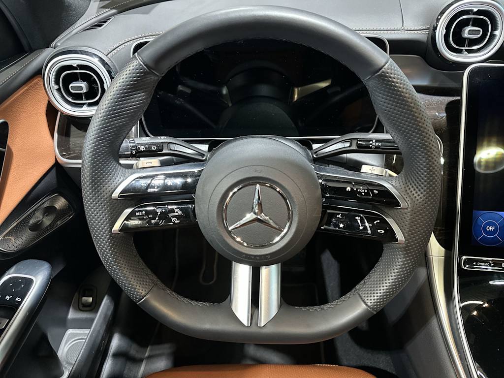 Thumbnail: 2026 Mercedes-Benz GLC - 10