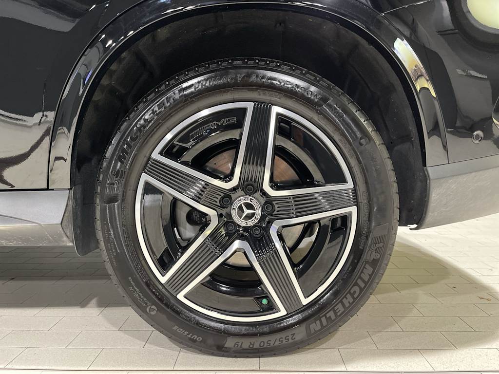 Thumbnail: 2025 Mercedes-Benz GLC - 8