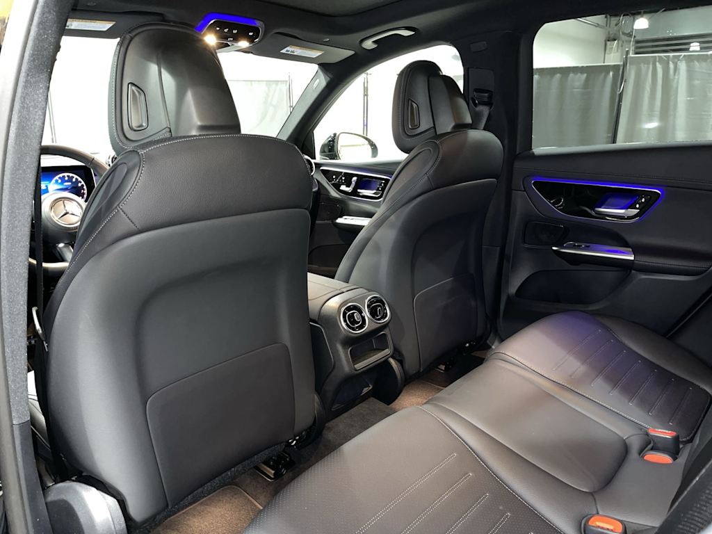 Thumbnail: 2025 Mercedes-Benz GLC - 13