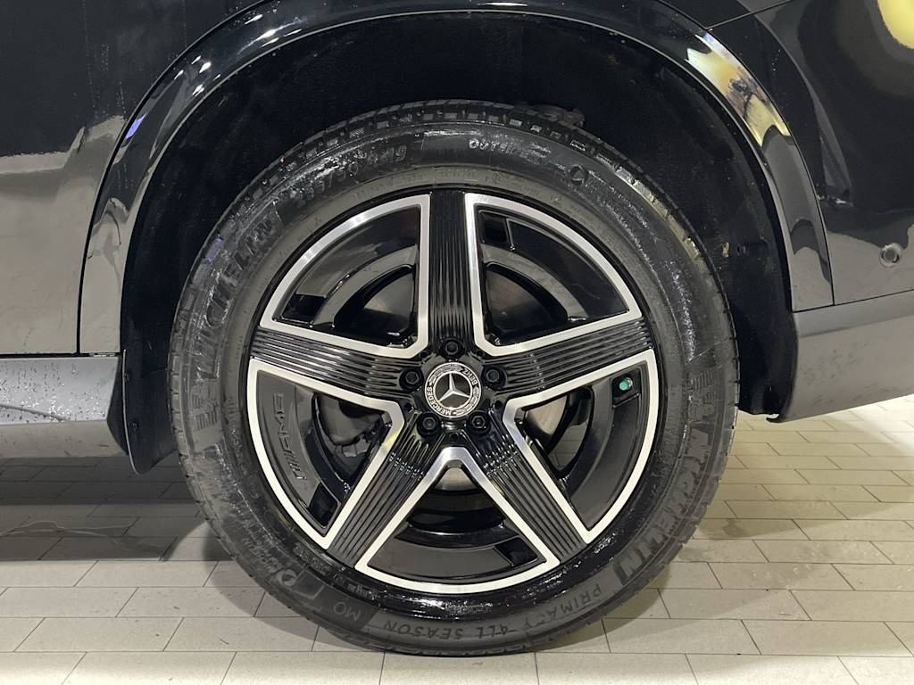 Thumbnail: 2025 Mercedes-Benz GLC - 8