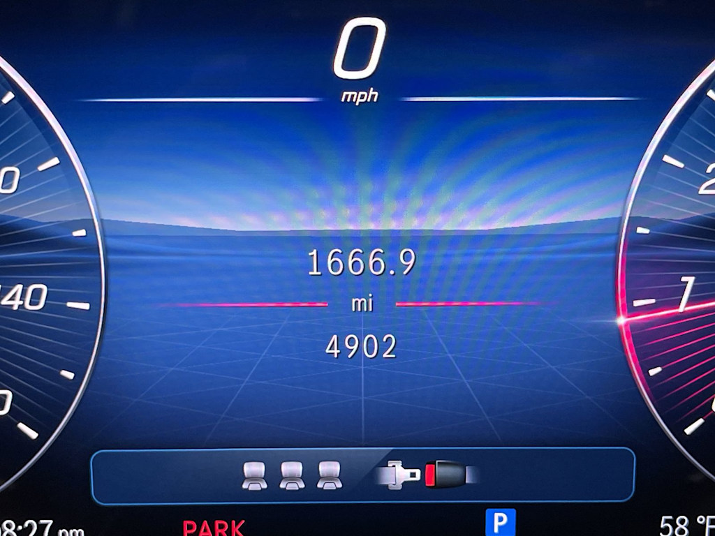 Thumbnail: 2025 Mercedes-Benz GLC - 33