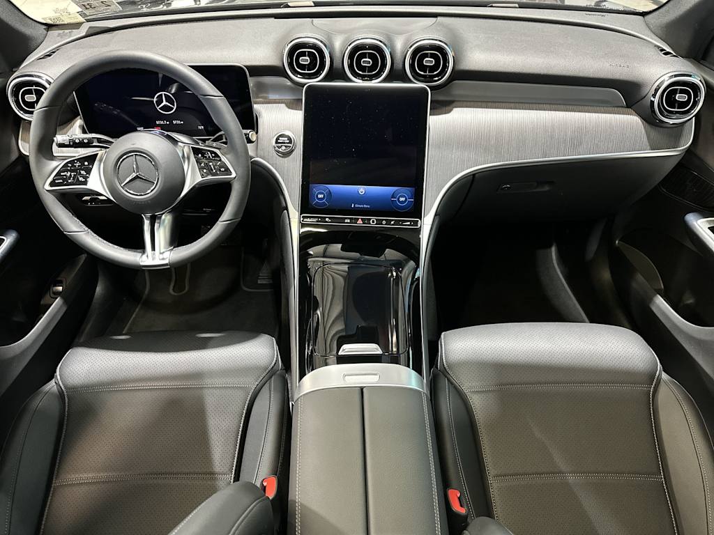 Thumbnail: 2026 Mercedes-Benz GLC - 2