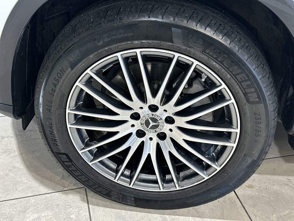 Thumbnail: 2023 Mercedes-Benz GLC - 8