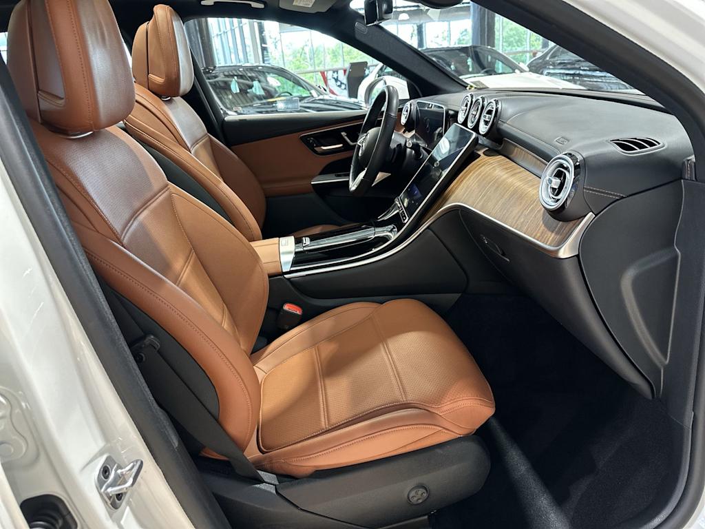 Thumbnail: 2023 Mercedes-Benz GLC - 12