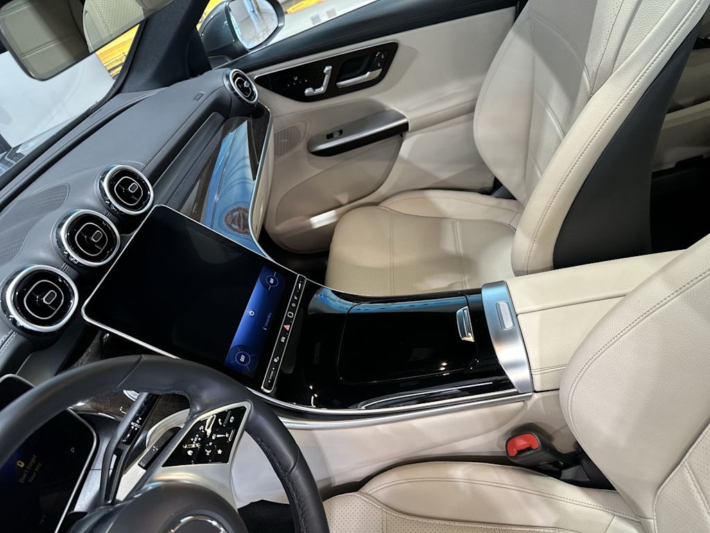 Thumbnail: 2023 Mercedes-Benz GLC - 14