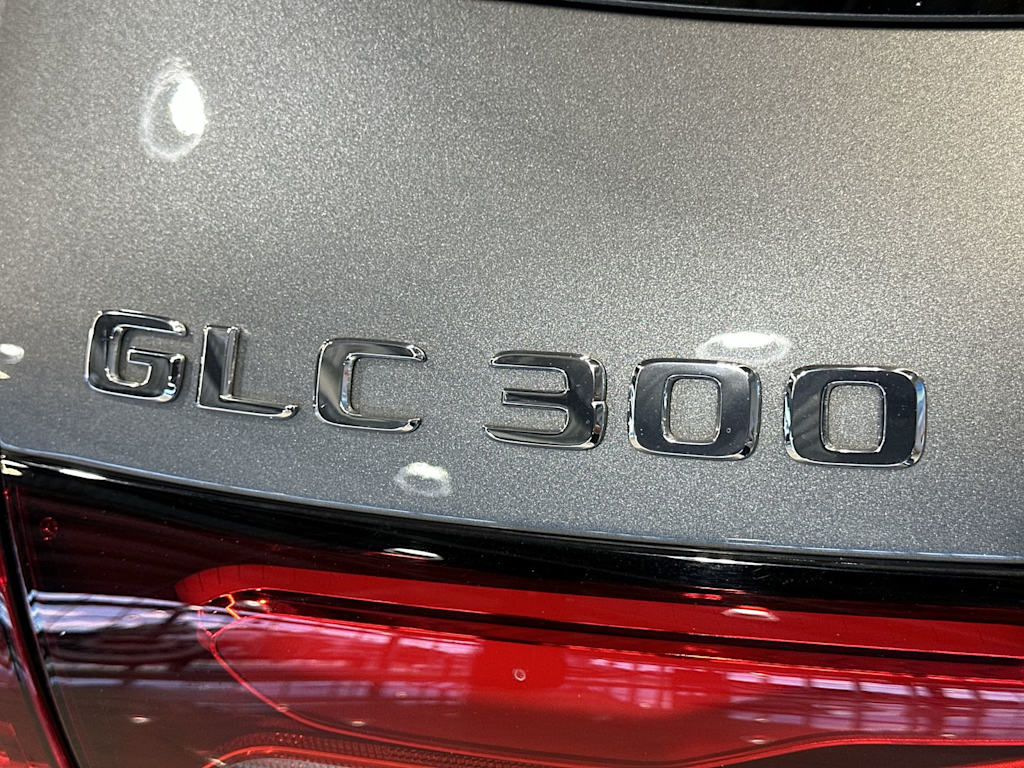 Thumbnail: 2023 Mercedes-Benz GLC - 7
