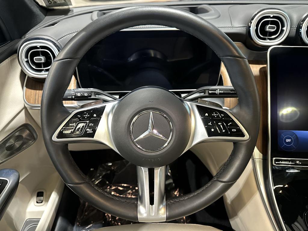 Thumbnail: 2023 Mercedes-Benz GLC - 10