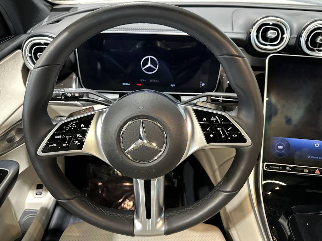 Thumbnail: 2023 Mercedes-Benz GLC - 10