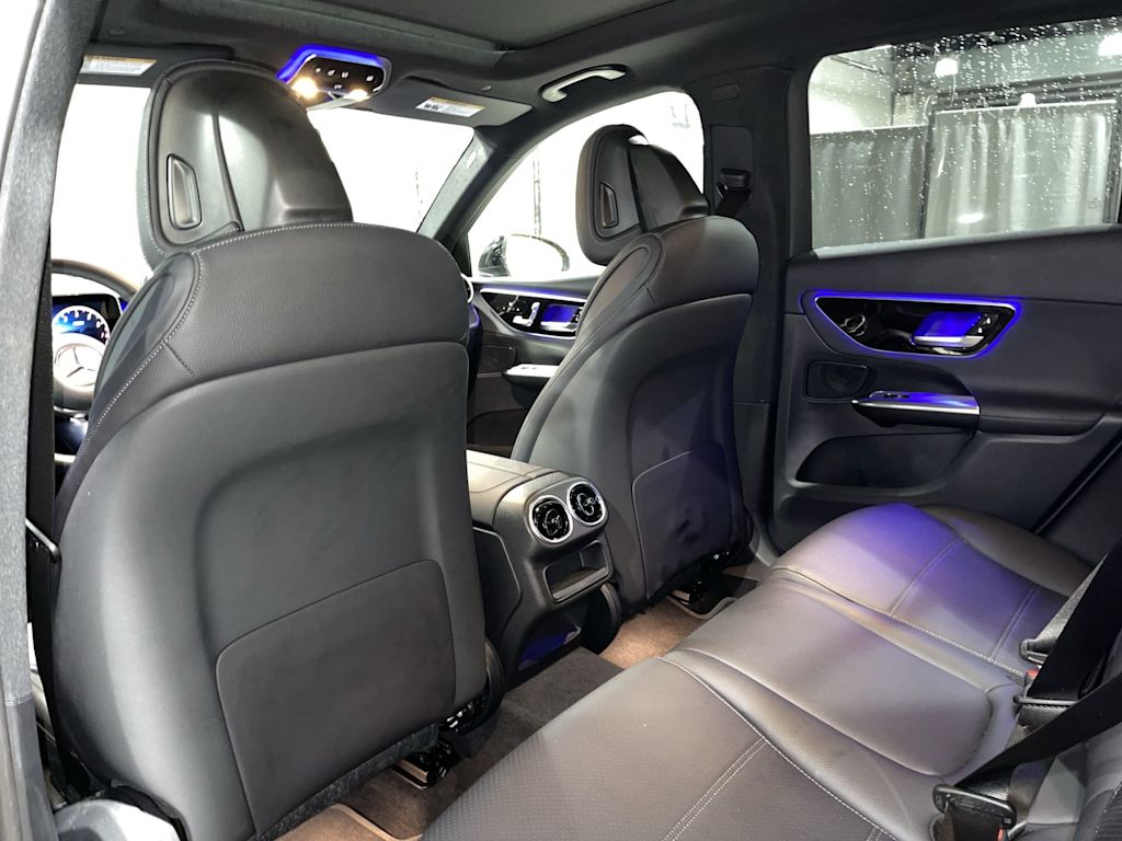 Thumbnail: 2025 Mercedes-Benz GLC - 13