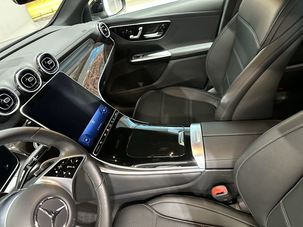 Thumbnail: 2023 Mercedes-Benz GLC - 32
