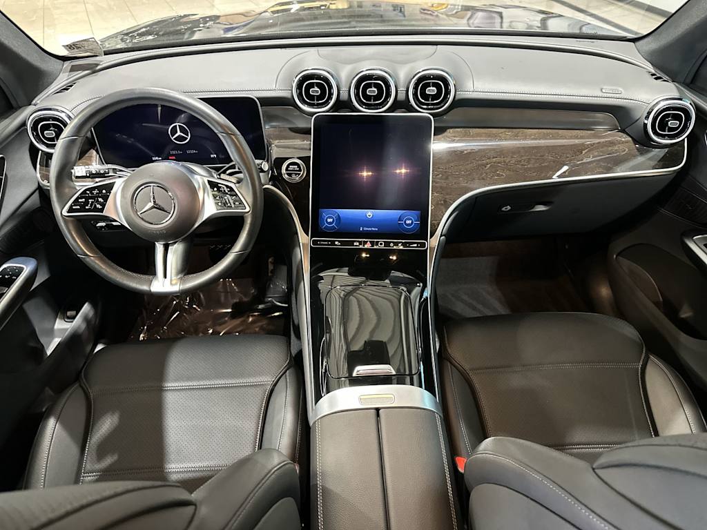 Thumbnail: 2023 Mercedes-Benz GLC - 2