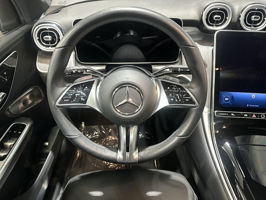 Thumbnail: 2026 Mercedes-Benz GLC - 10