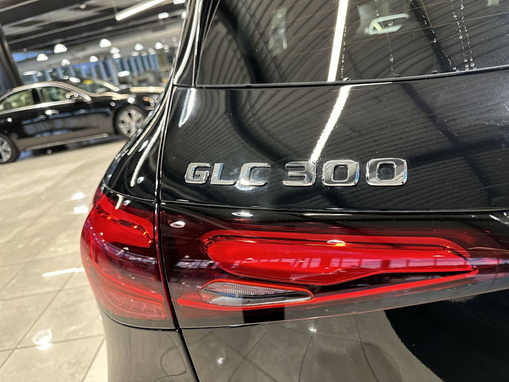 Thumbnail: 2026 Mercedes-Benz GLC - 29