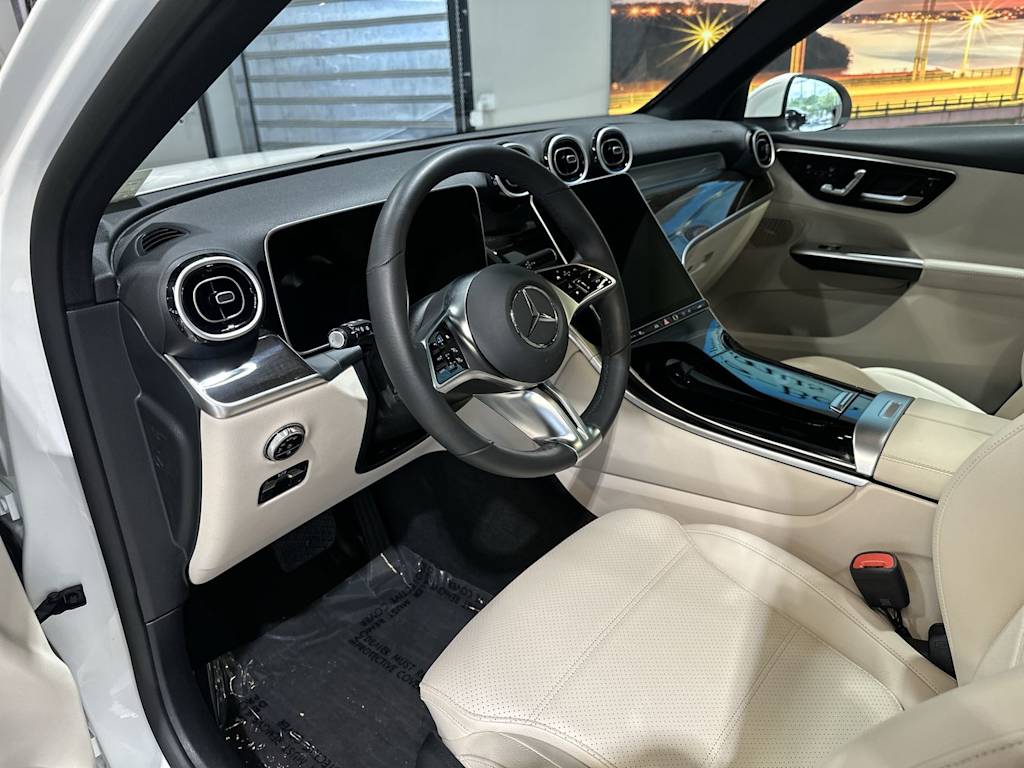 Thumbnail: 2026 Mercedes-Benz GLC - 2