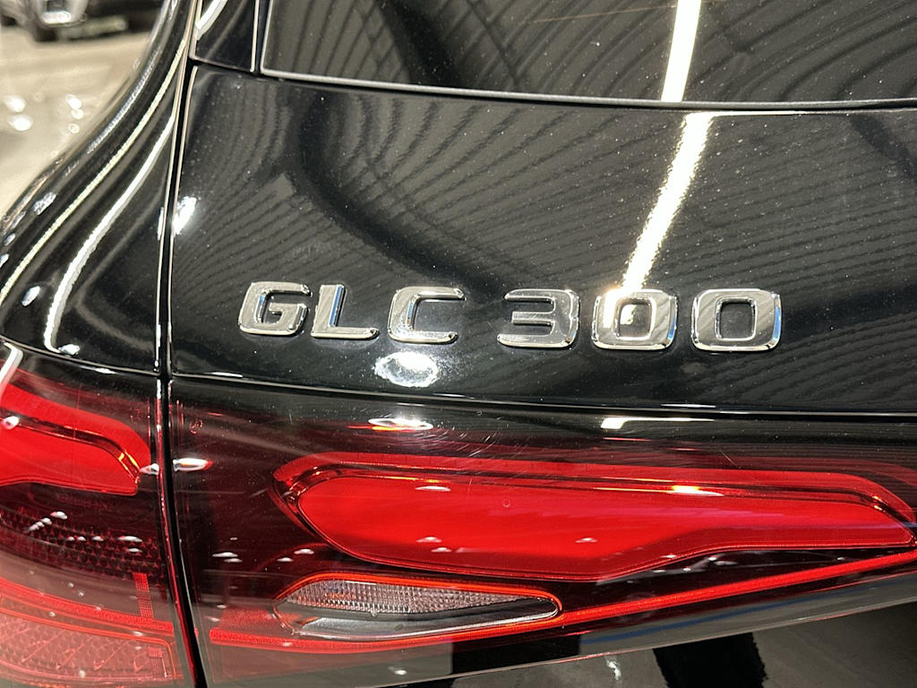 Thumbnail: 2026 Mercedes-Benz GLC - 7