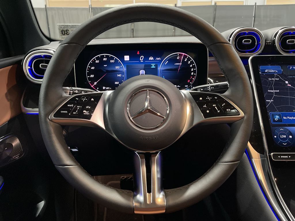 Thumbnail: 2025 Mercedes-Benz GLC - 10