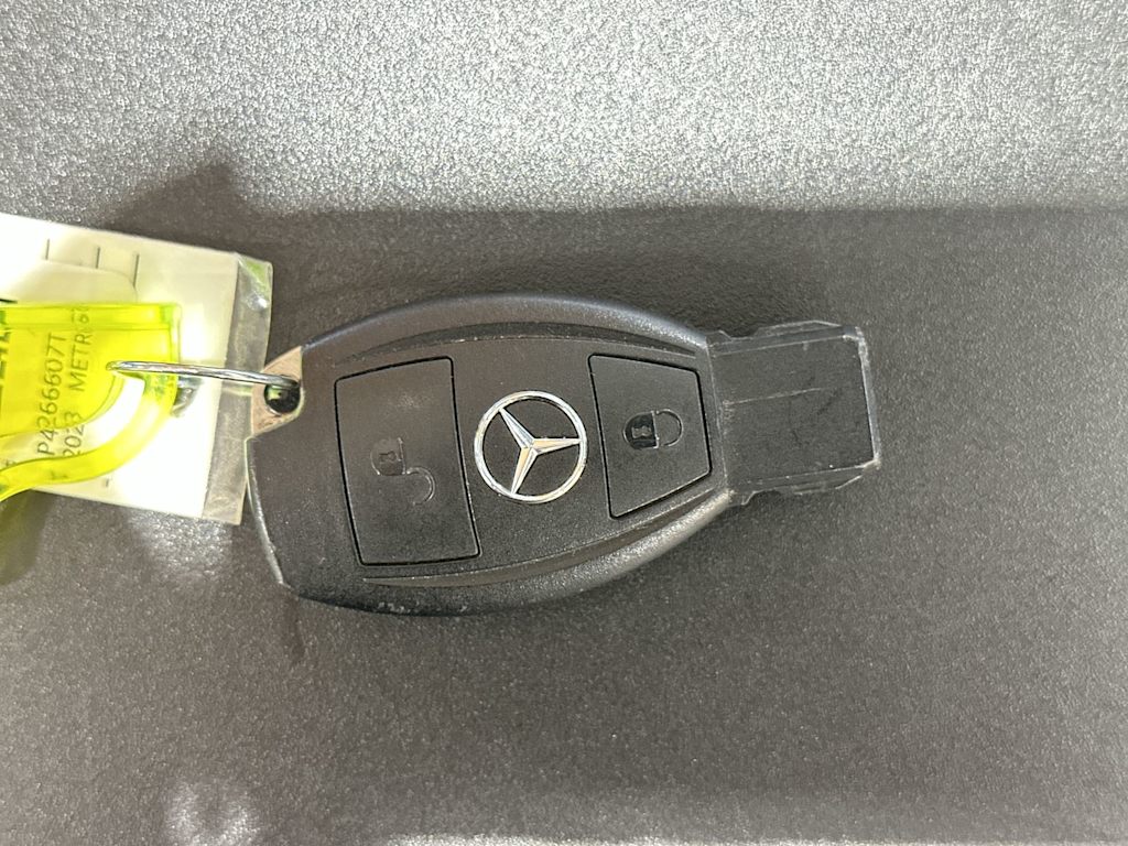 Thumbnail: 2023 Mercedes-Benz Metris - 19