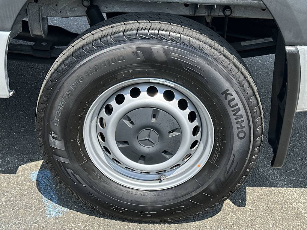 Thumbnail: 2024 Mercedes-Benz Sprinter - 8