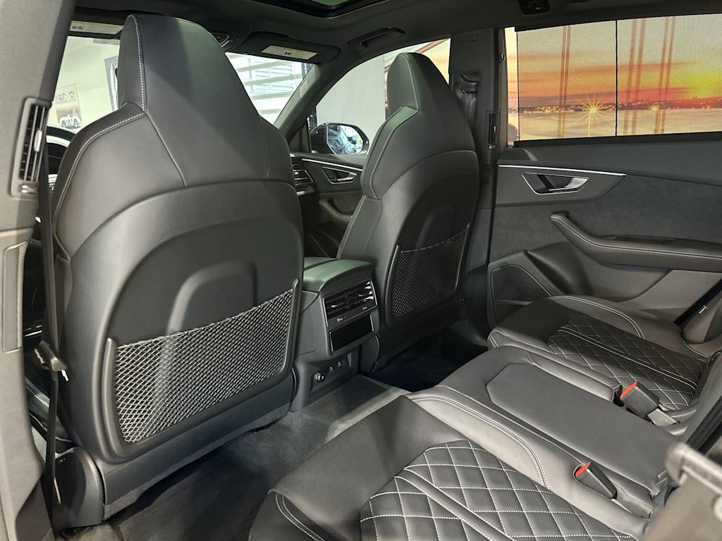 Thumbnail: 2024 Audi SQ8 - 13