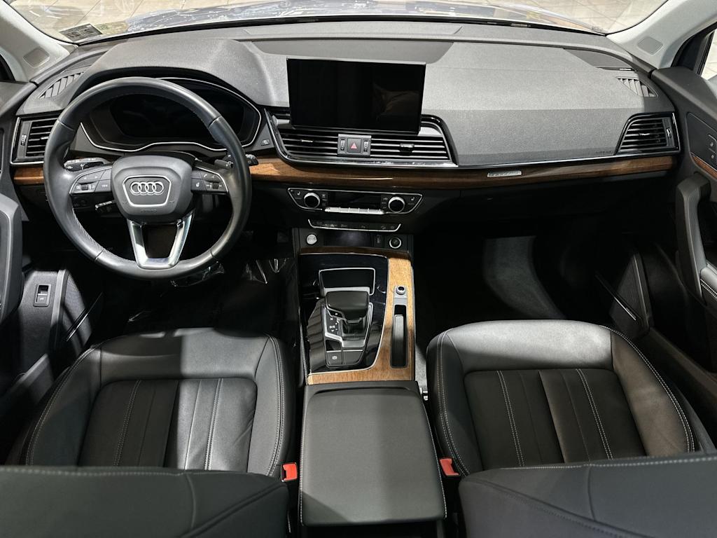 Thumbnail: 2022 Audi Q5 - 2