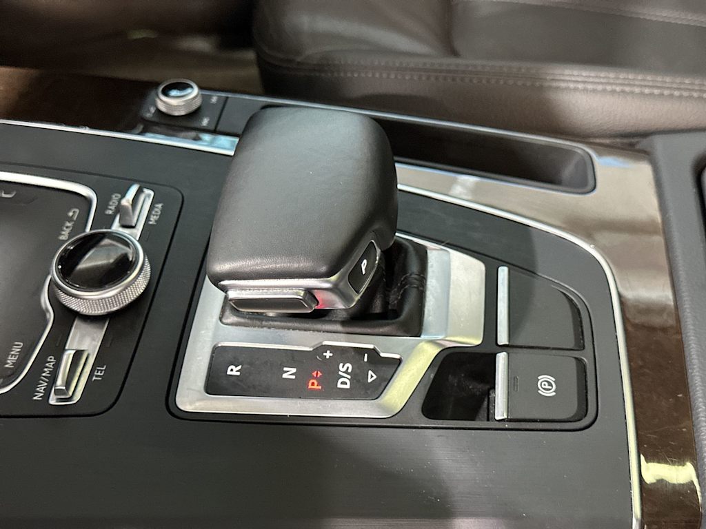 Thumbnail: 2018 Audi Q5 - 15