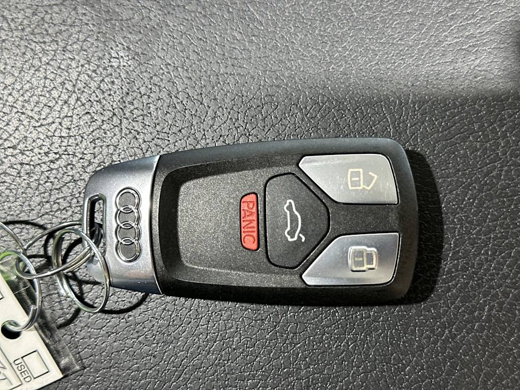 Thumbnail: 2018 Audi Q5 - 18