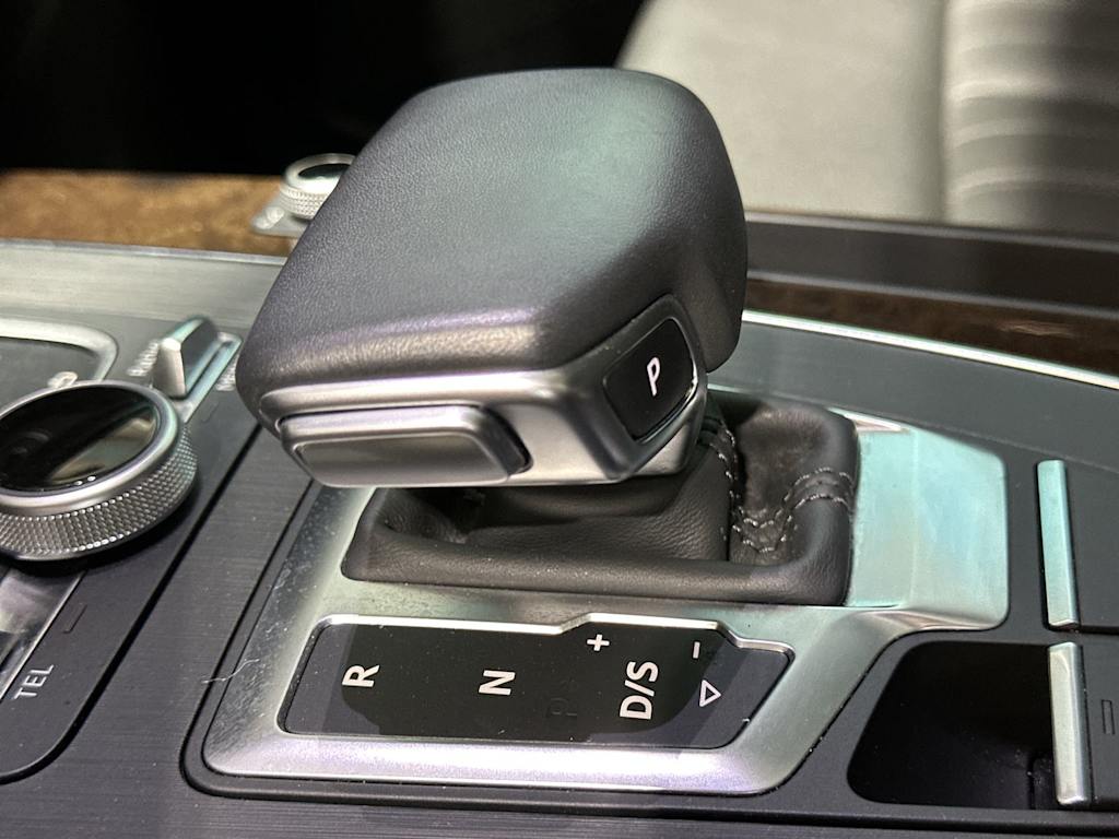 Thumbnail: 2019 Audi Q5 - 33