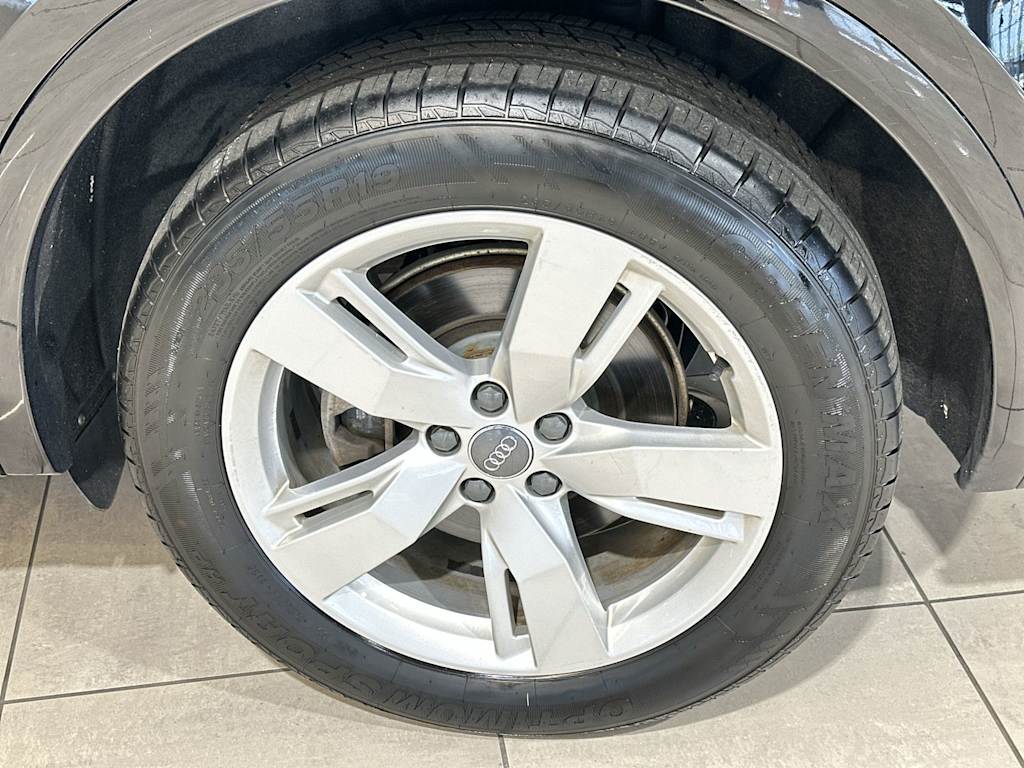 Thumbnail: 2019 Audi Q5 - 8