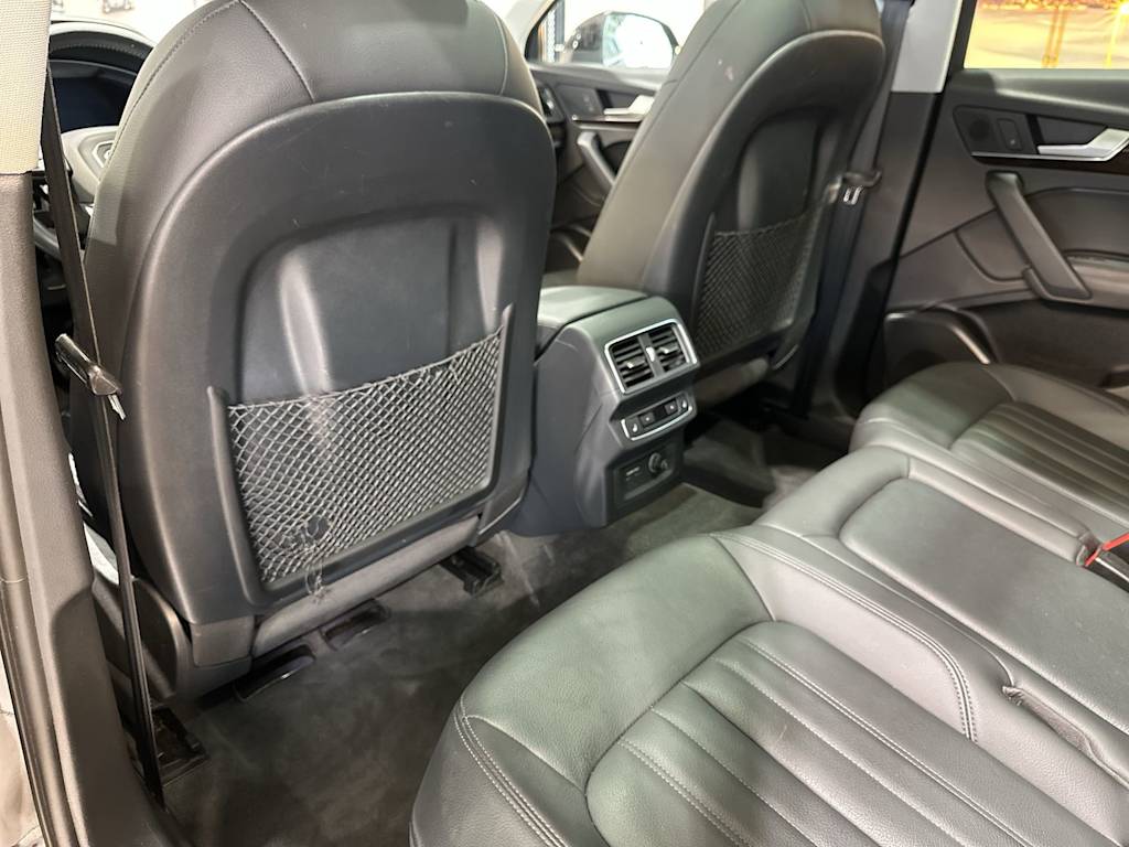 Thumbnail: 2019 Audi Q5 - 13