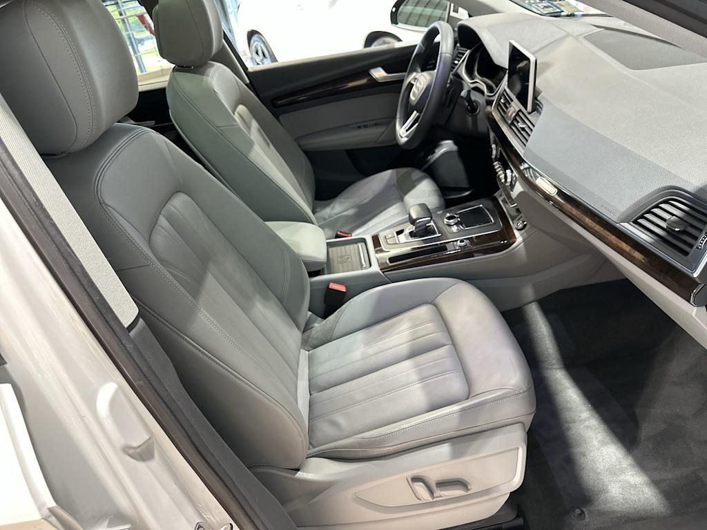 Thumbnail: 2019 Audi Q5 - 32