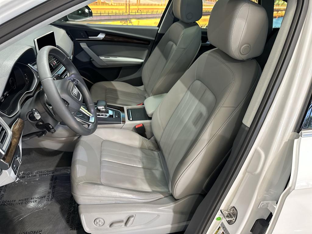 Thumbnail: 2019 Audi Q5 - 12