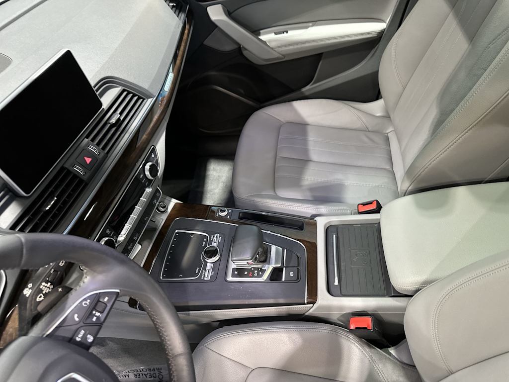 Thumbnail: 2019 Audi Q5 - 33