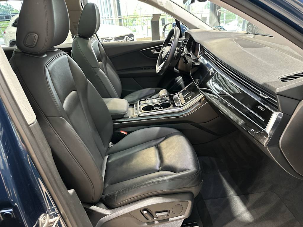 Thumbnail: 2020 Audi Q7 - 12