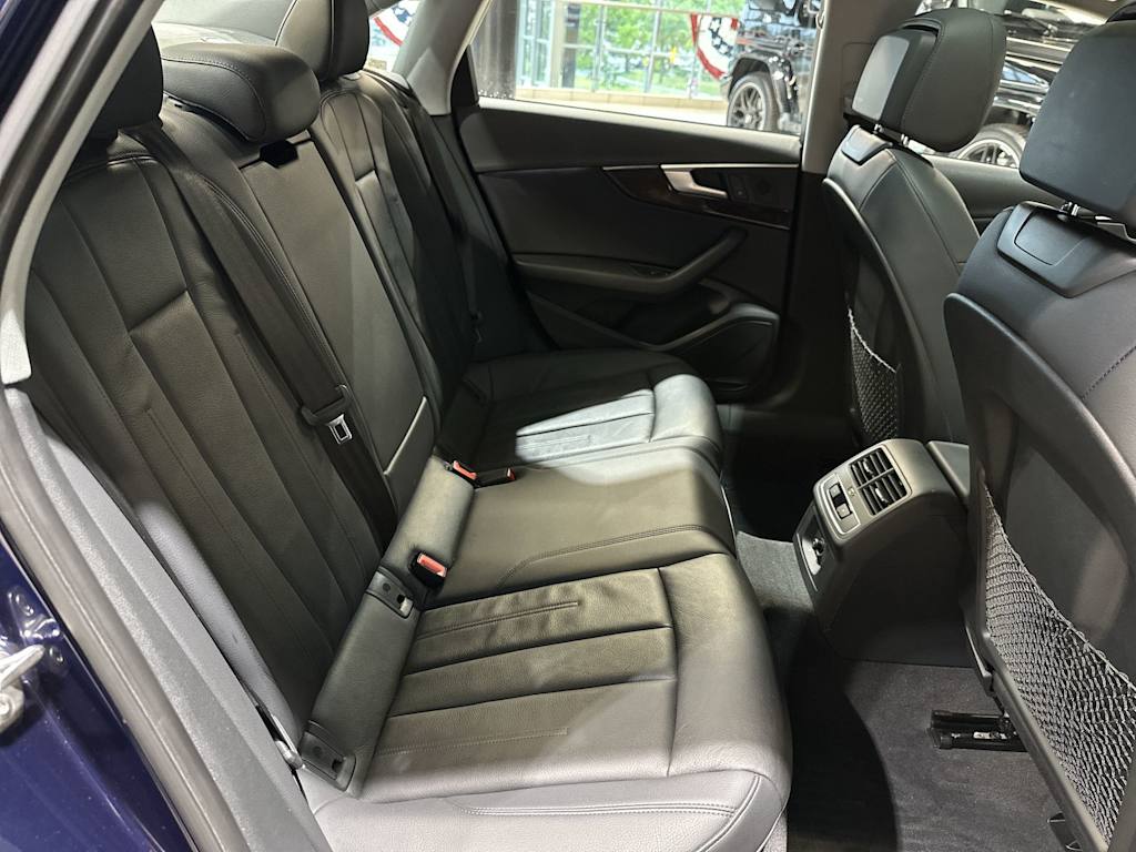 Thumbnail: 2019 Audi A4 - 31